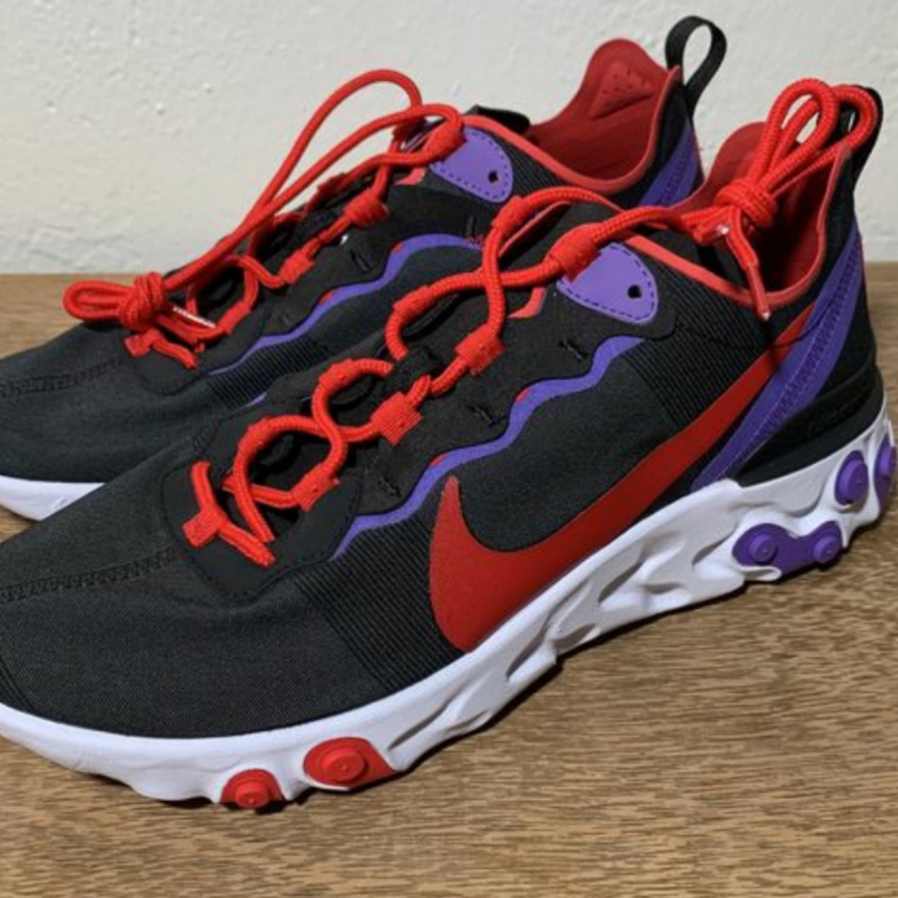 Women nike react tennis shoes size 10